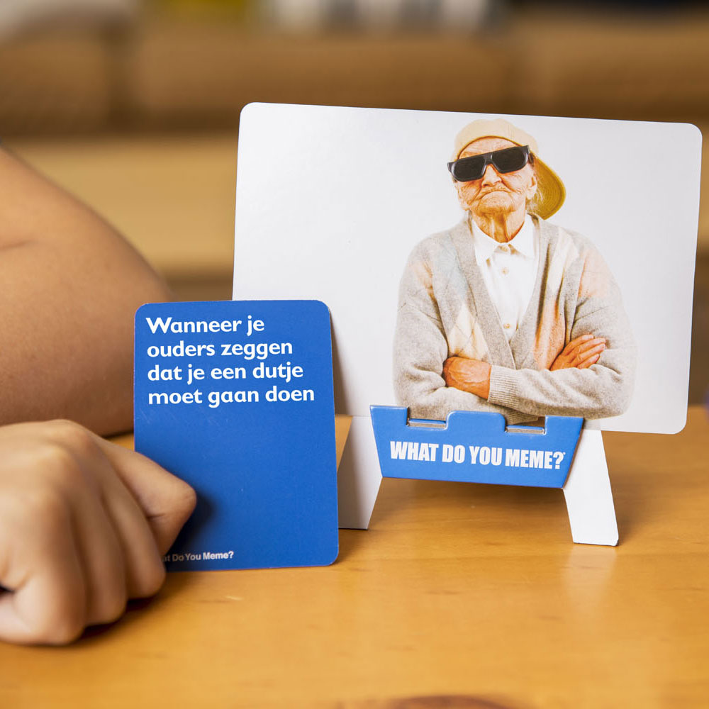 Megableu What Do You Meme Family- Nederlandse Uitgave - Kaartspel