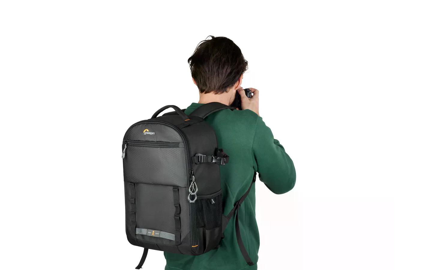 Fotorucksack Adventura BP 300 III SchwarzLeichter und robuster Fotorucksack aus recycelten Materialien
