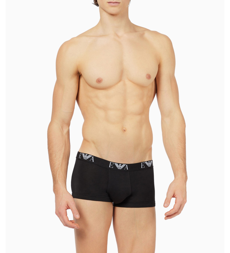 Pacote com três cuecas boxer pretas da Emporio Armani