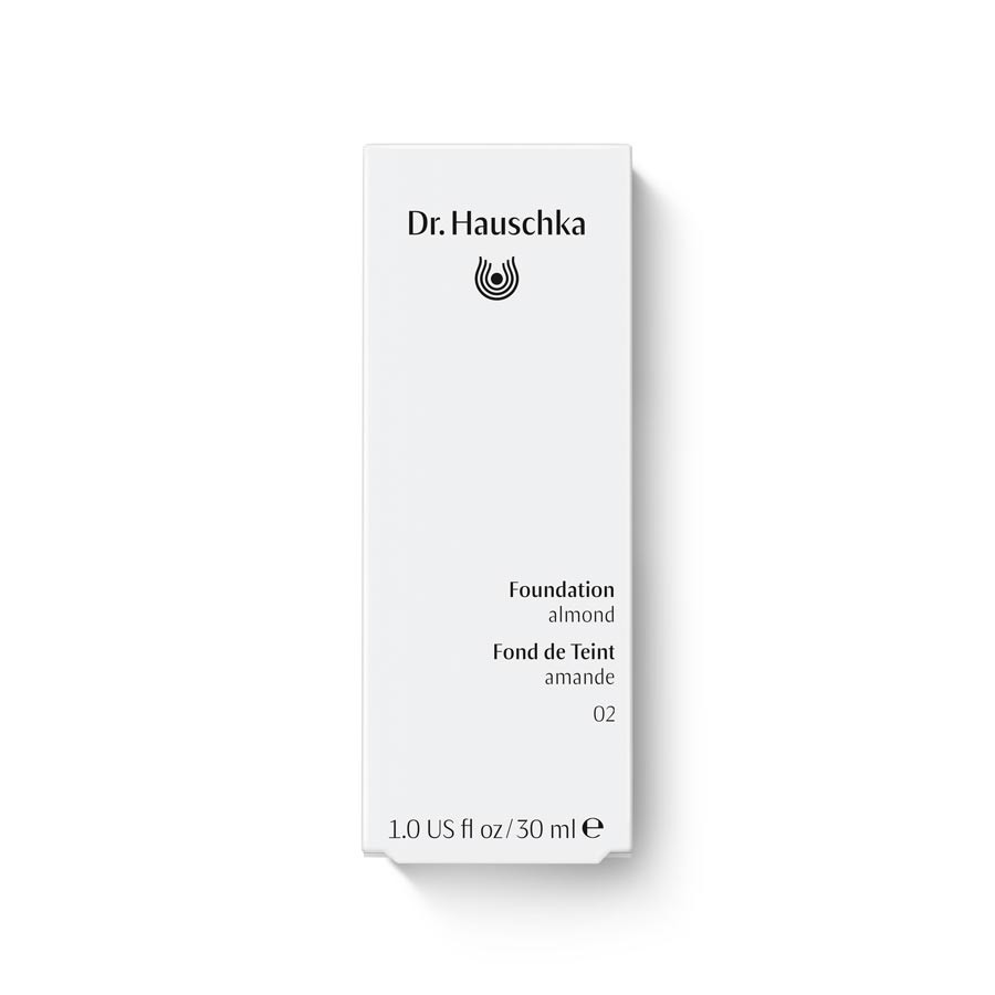 Dr. Hauschka - Foundation 02 Almond 30 ml