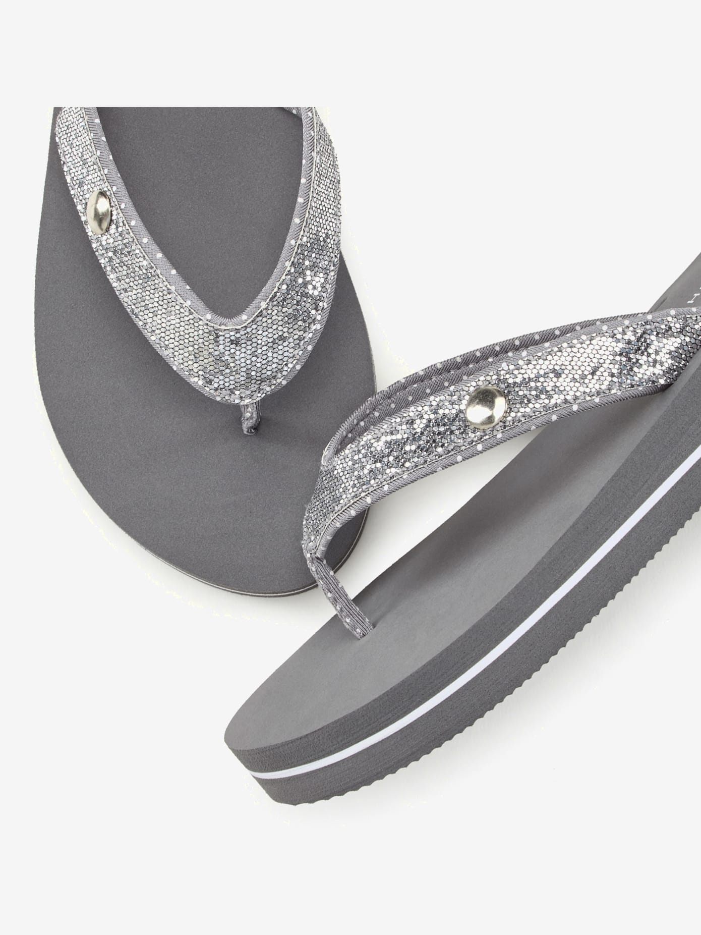 Tongs sandales flip-flop en matière imperméable