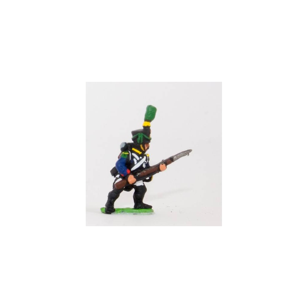 French: Line Infantry 1806-1812: Voltigeur in Shako, advancing with Musket at 45 degrees