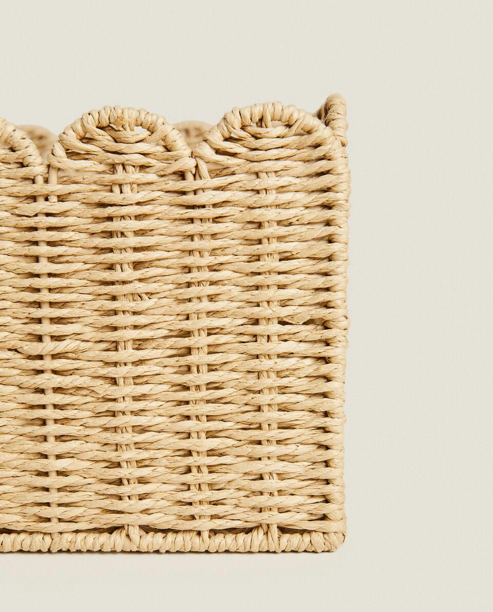CESTA GRANDE COM BORDA ONDULADA