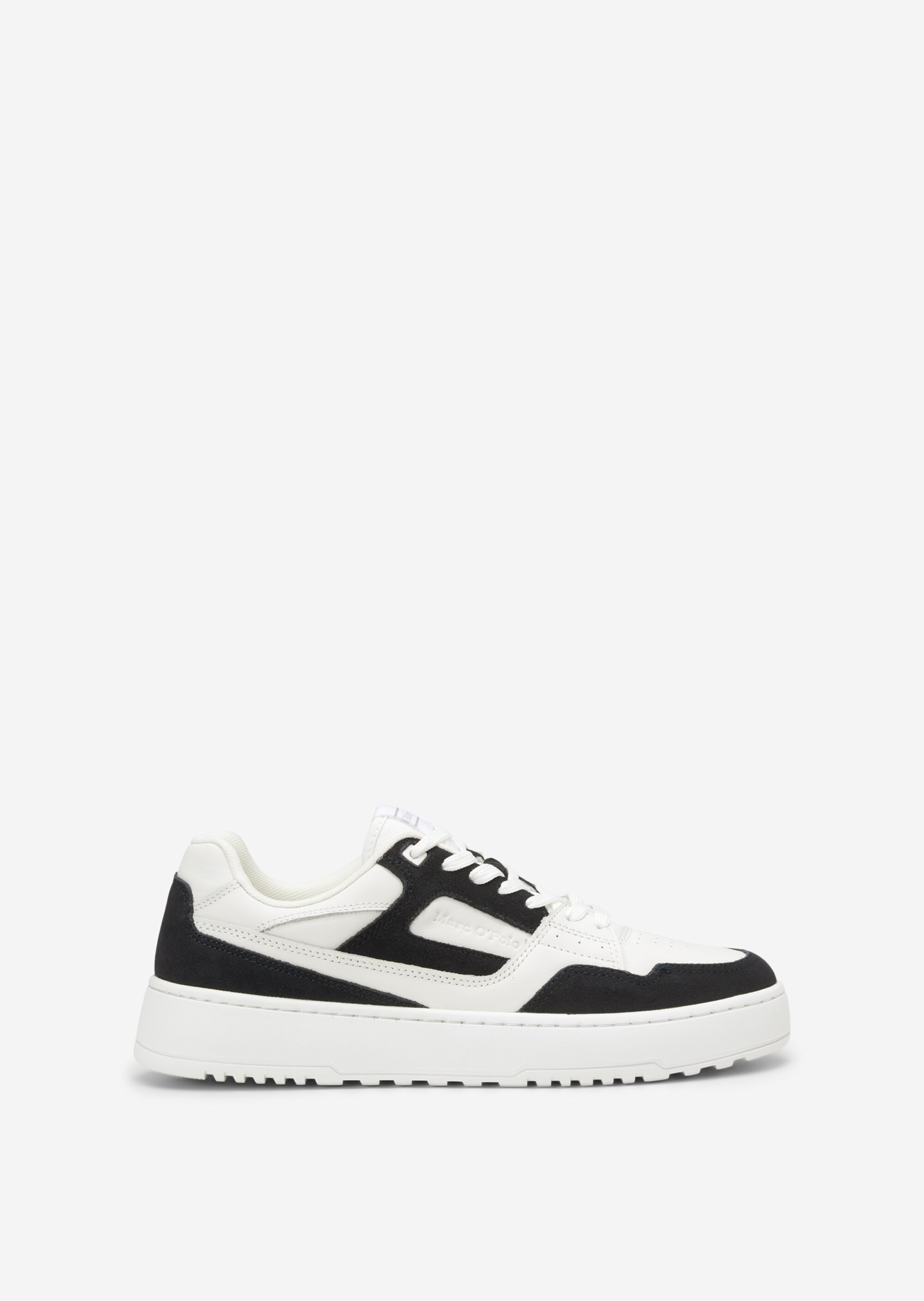 Sneaker aus Rindleder-Mix