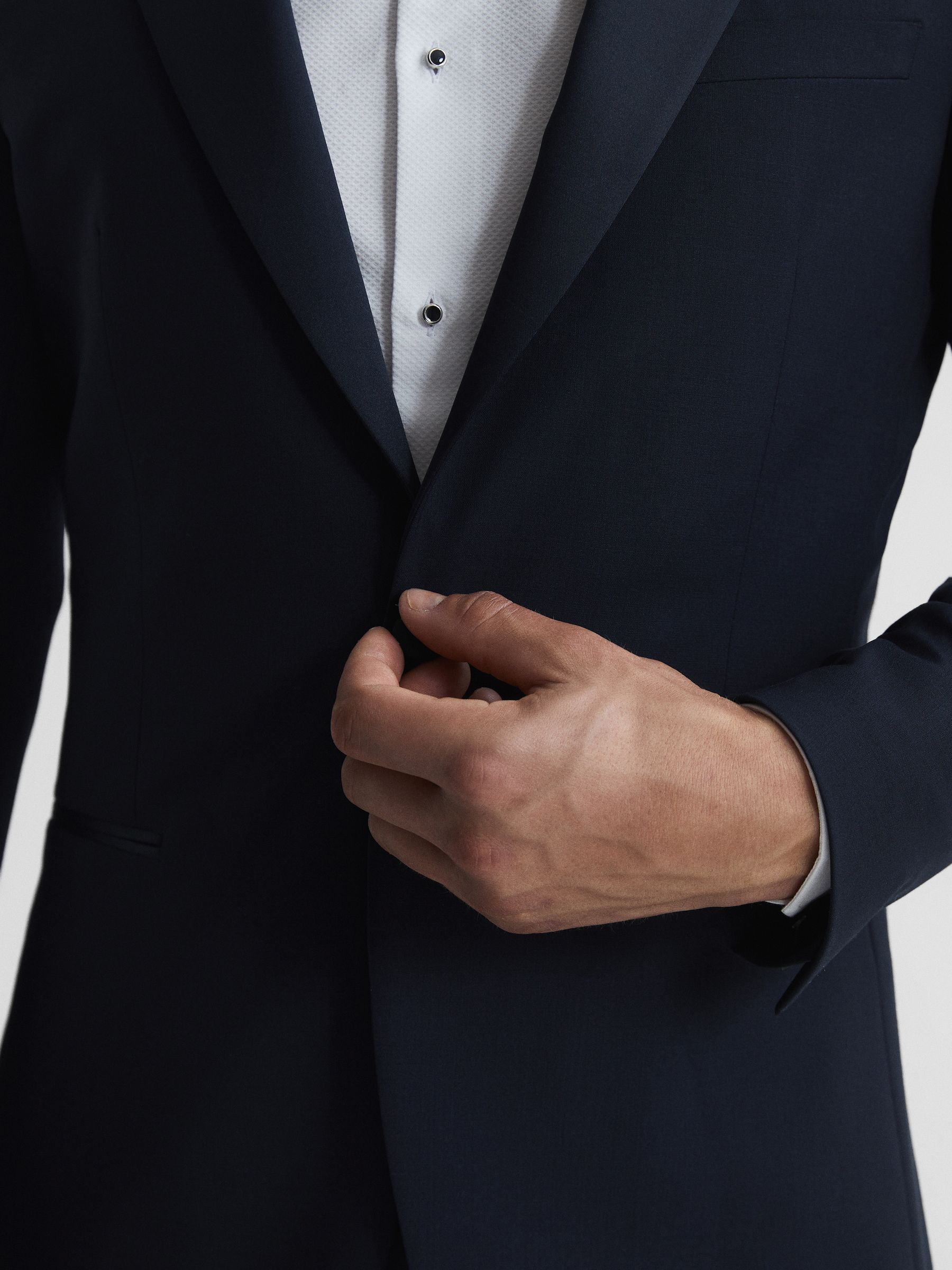 Reiss Performance dinerjasje met moderne pasvorm
