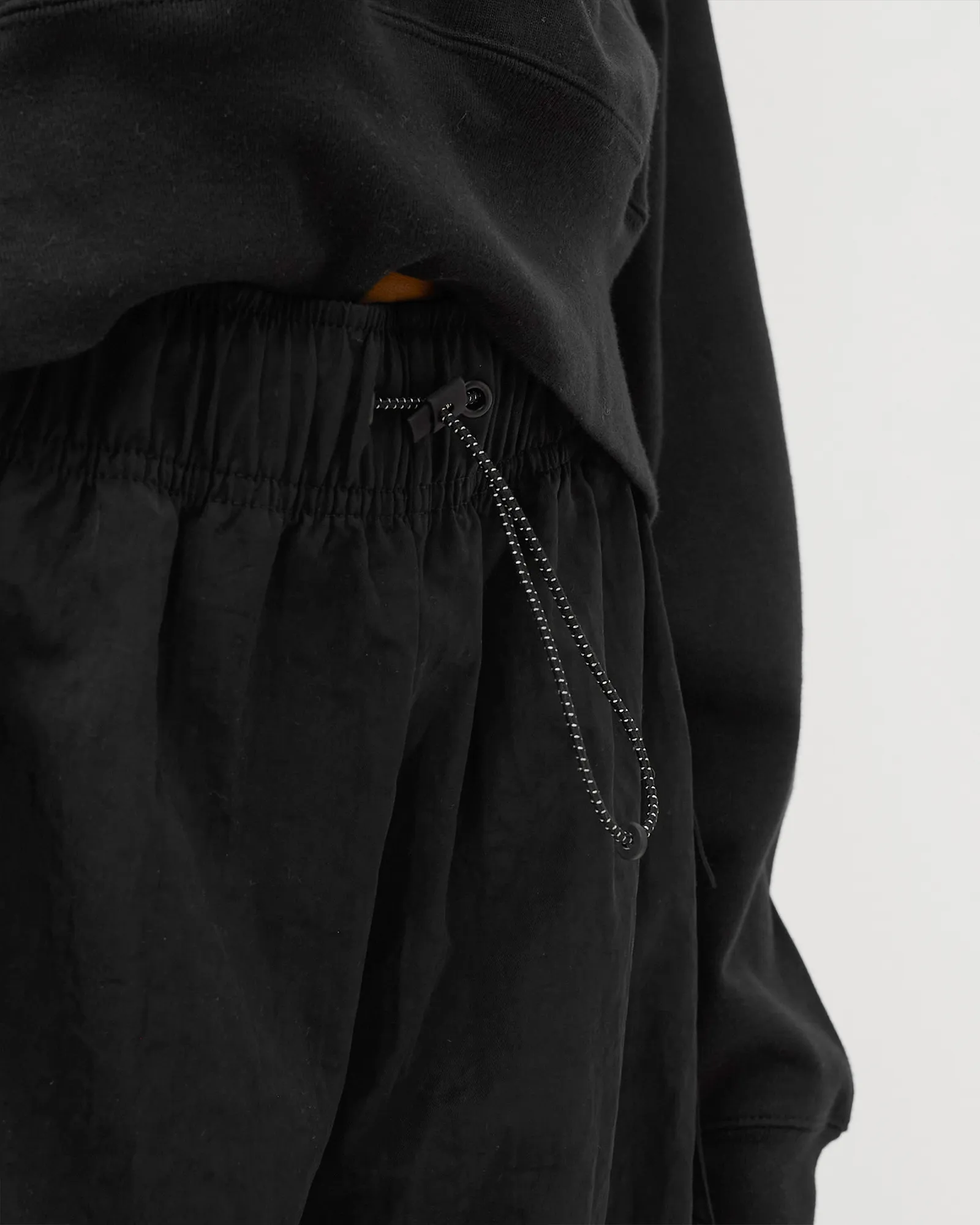 Nike WMNS Woven High-Rise Shorts