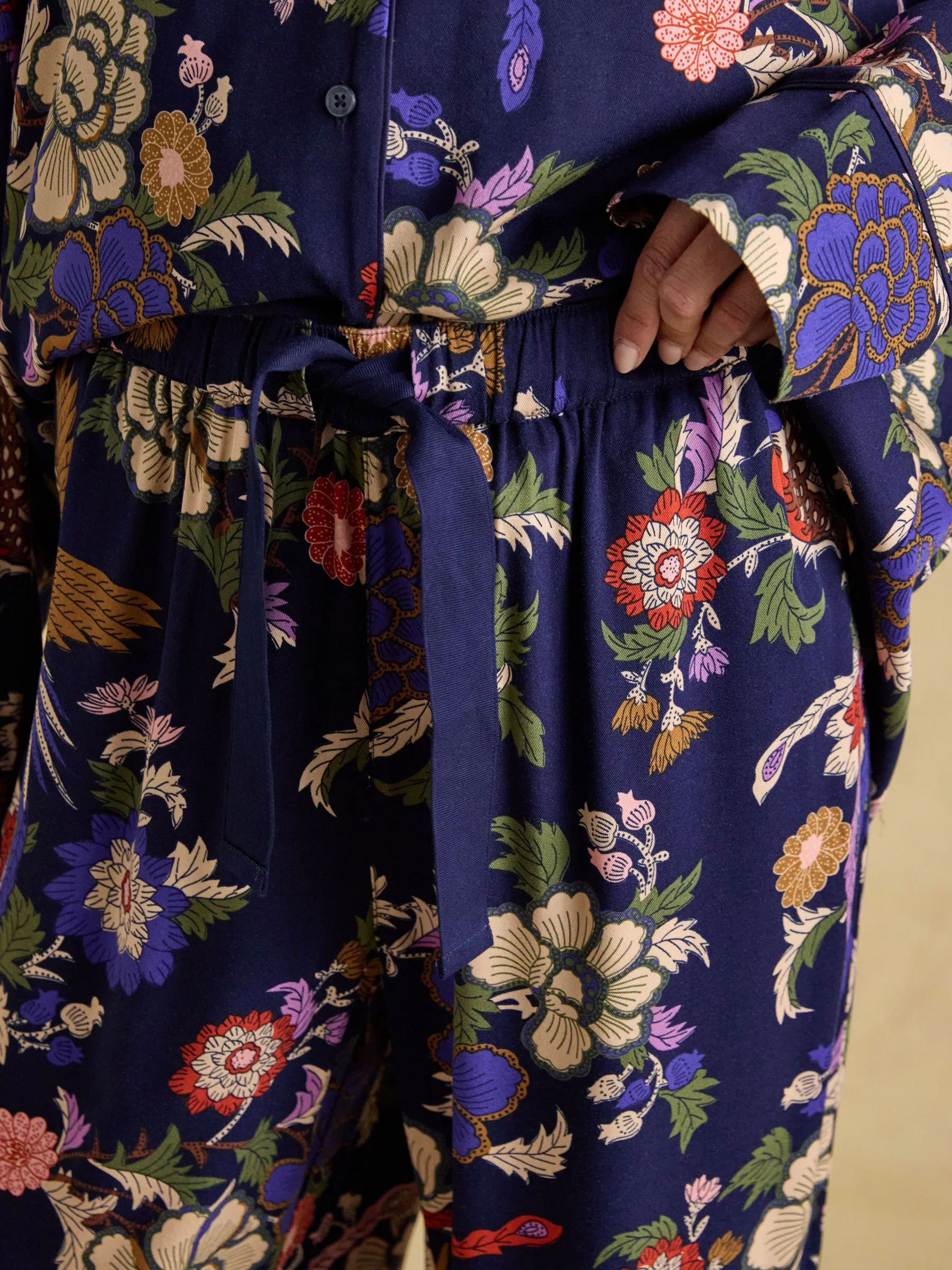 Navy Hidcote Floral - Joules Alma Woven Pyjama Set