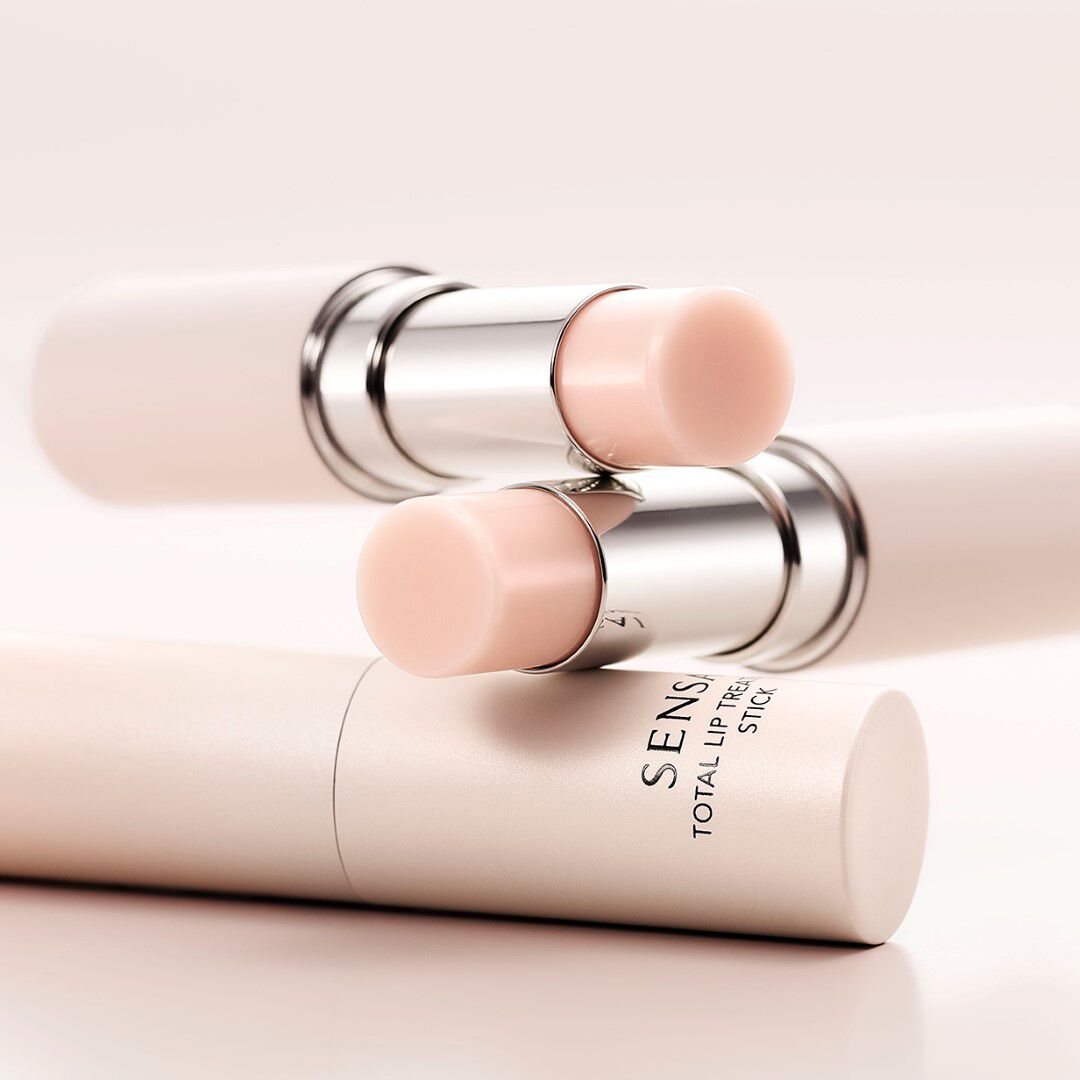 SENSAI EXPERT ITEMS TOTAL LIP TREATMENT STICK - 5,2gr