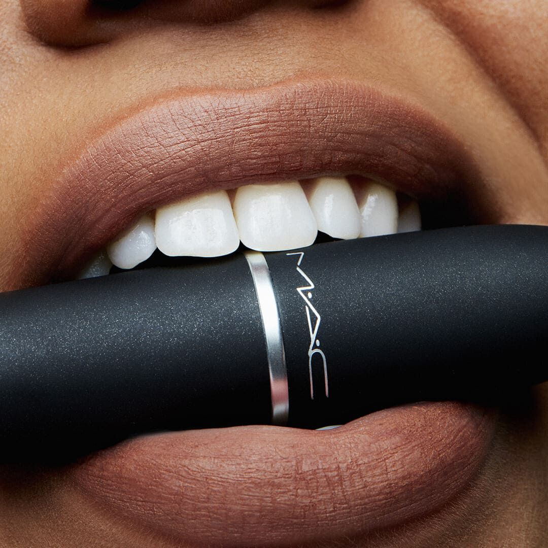 MAC POWDER KISS LIPSTICK