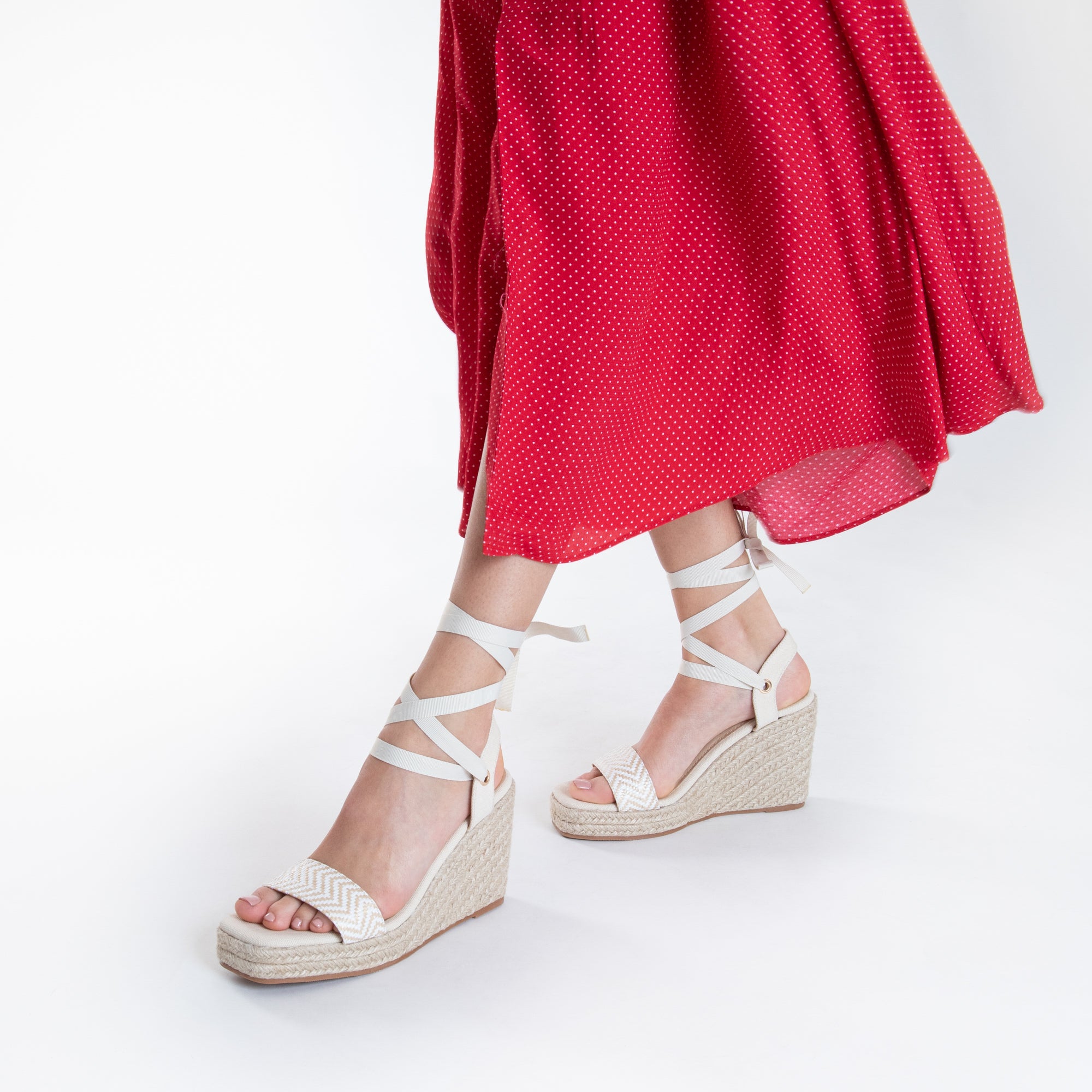 Sandales à talon, Compensées-Sandales compensées Aya beiges à bride tressée
