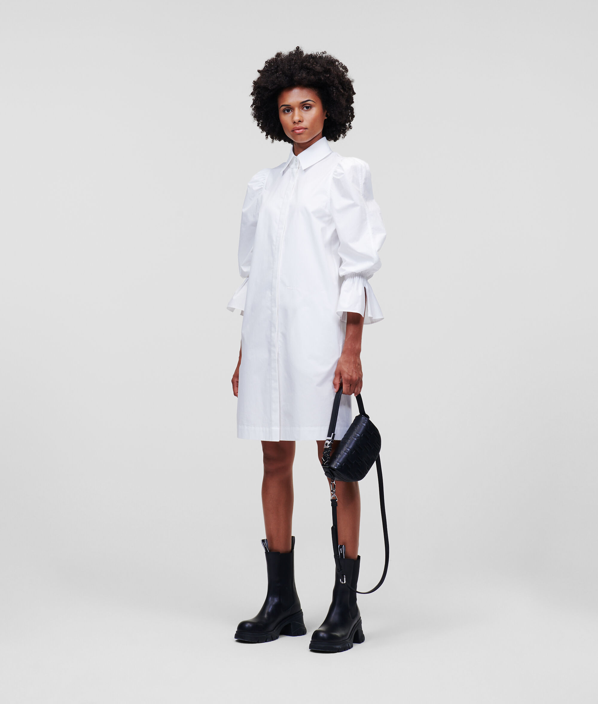 ROBE EN POPELINE À MANCHES BOUFFANTES SÉLECTIONNÉE PAR HUN KIM
