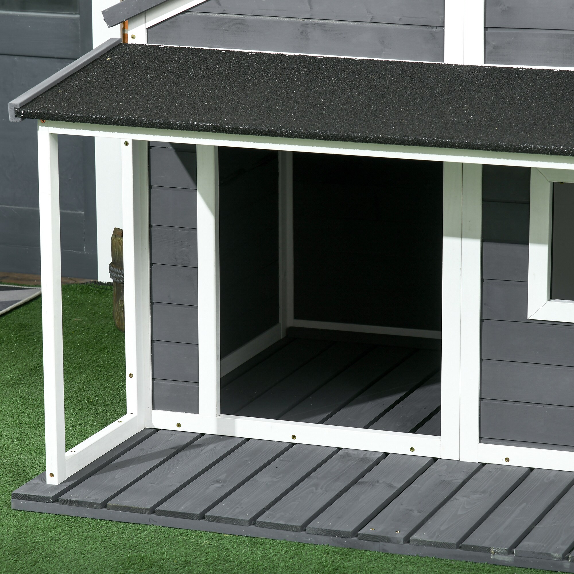 PawHut Hundehütte mit erhöhtem Boden grau 124L x 112B x 105Hcm