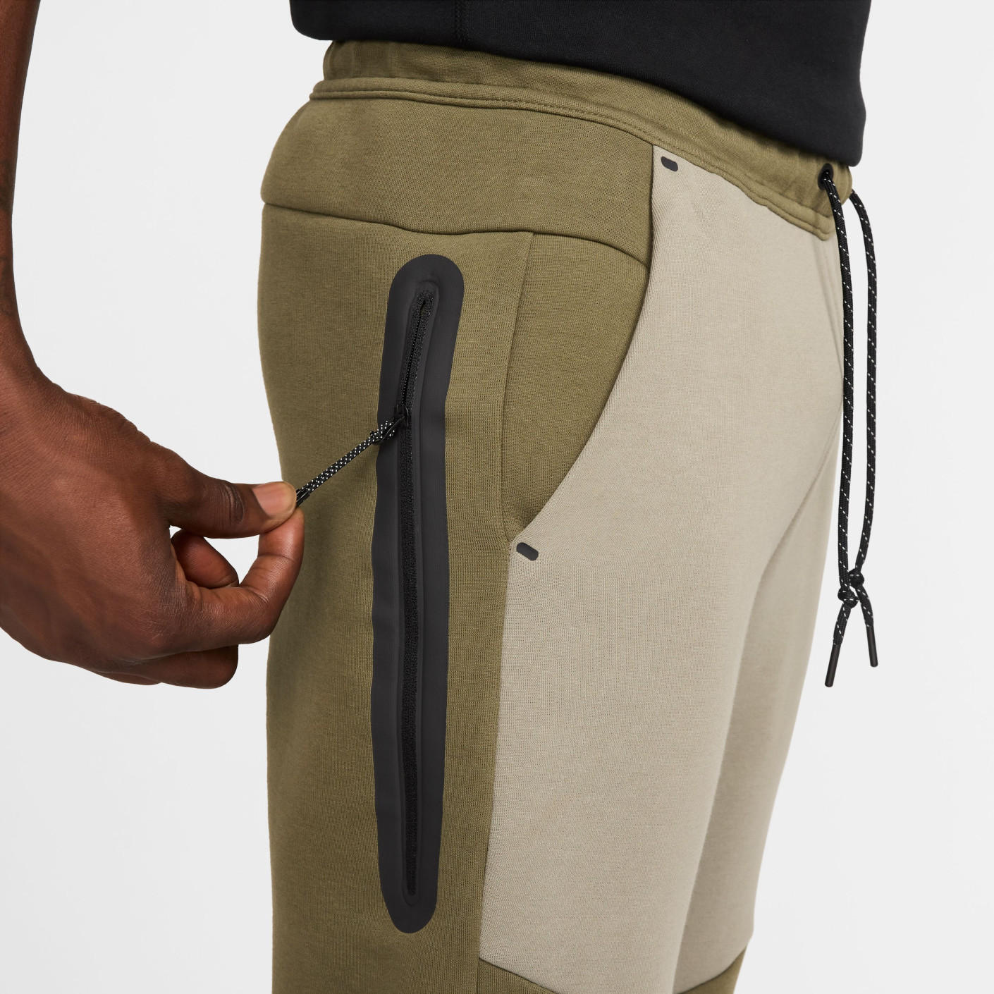Nike Tech Fleece Sportswear Joggingbroek Olijfgroen Grijs Zwart