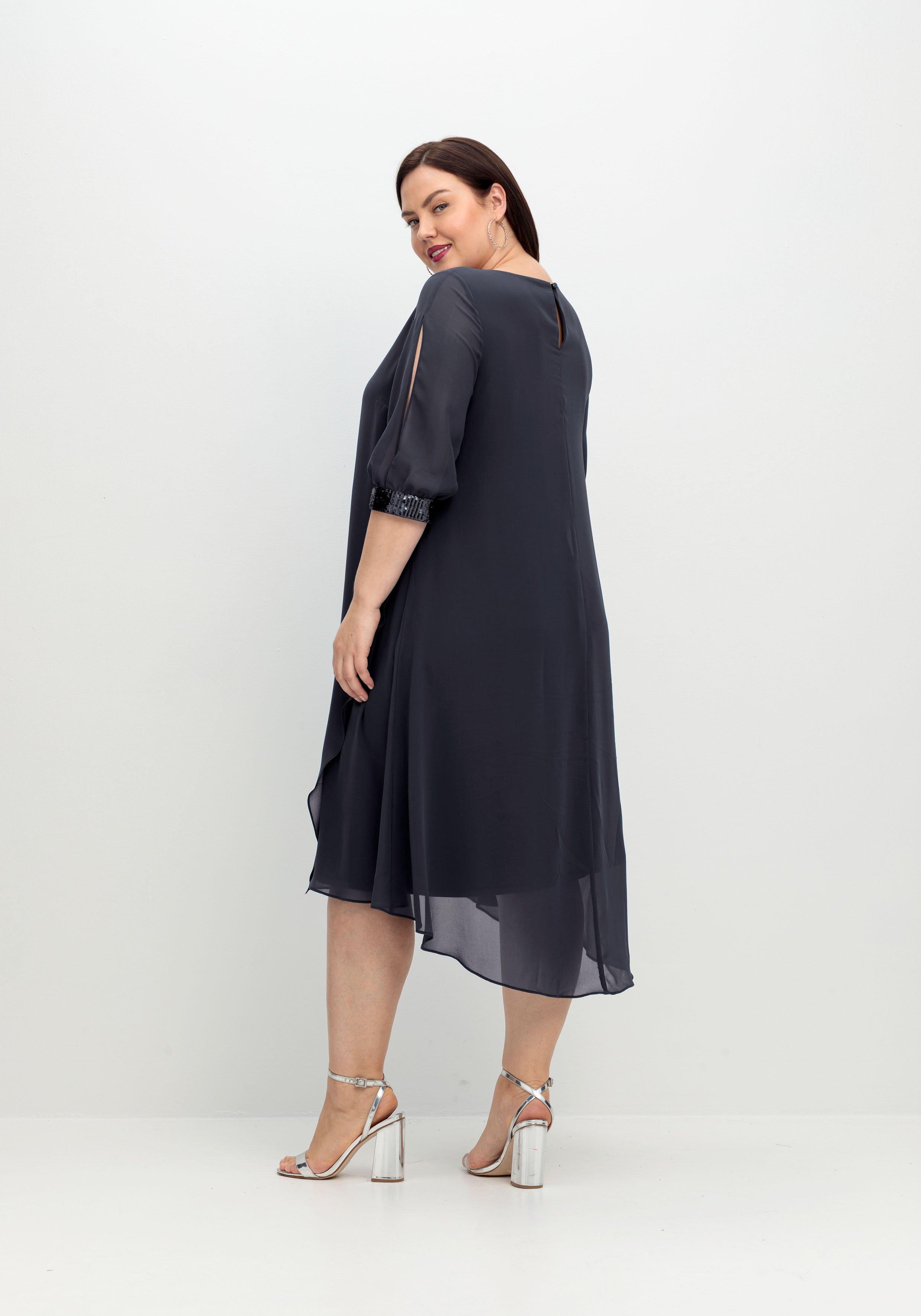 Abendkleid aus Georgette, mit geschlitztem Ärmel