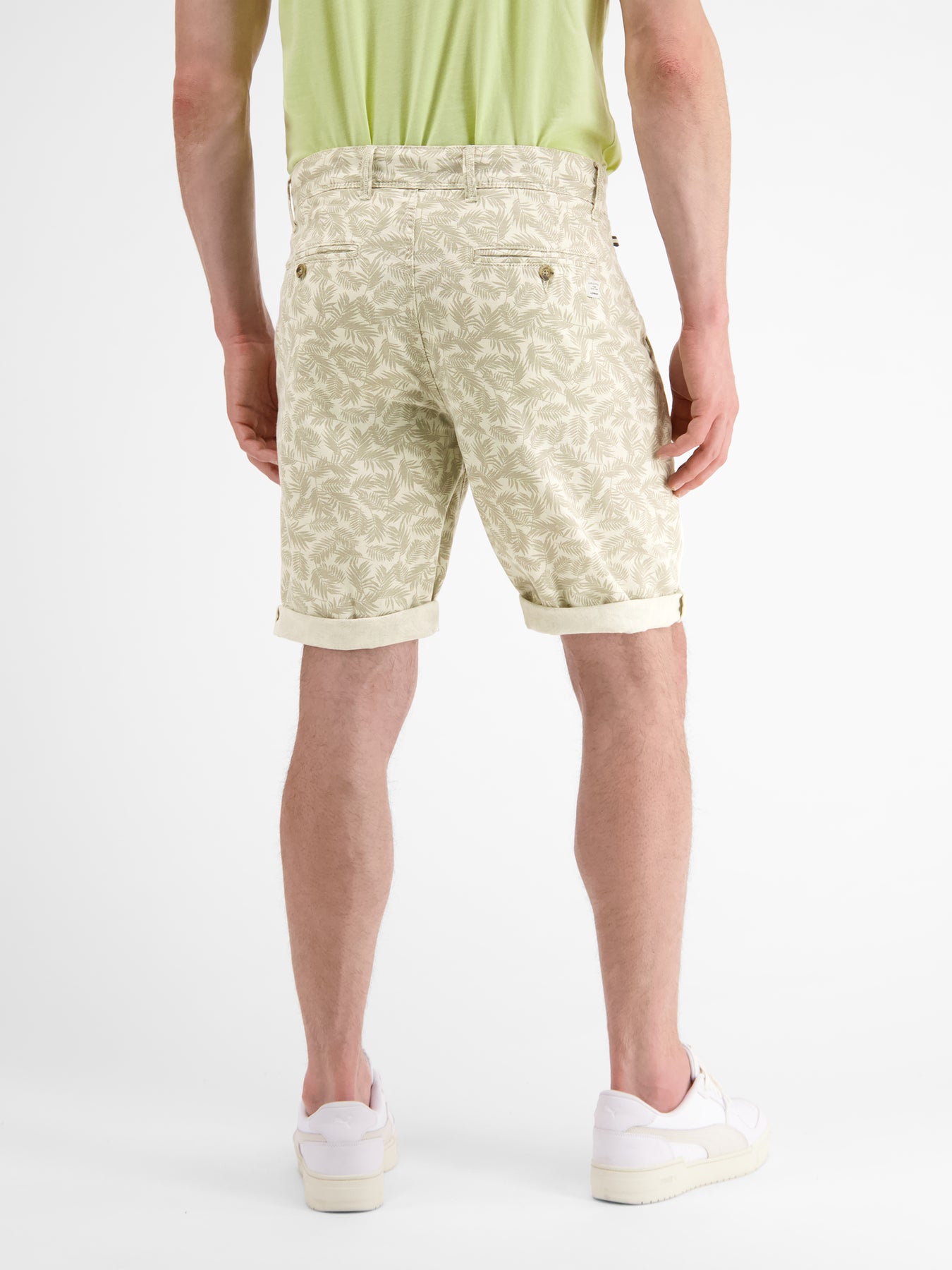 Chino Bermuda *Leafs*