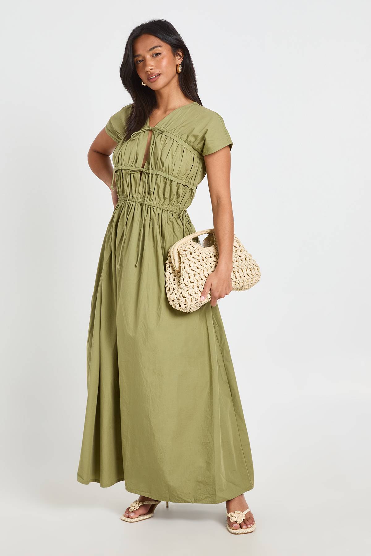 boohoo Robe Maxi En Popeline De Coton Avec Fronces Devant Et Lien À Nouer Petite Taille