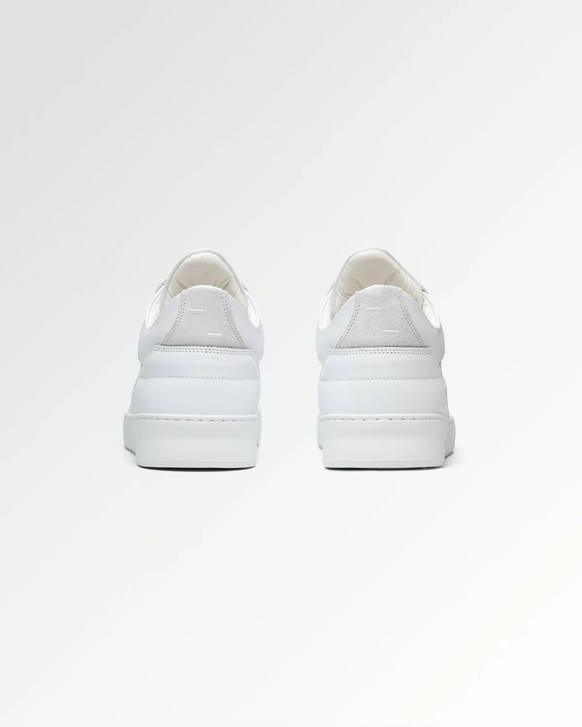 Low Top Nappa Perforated White / Off White