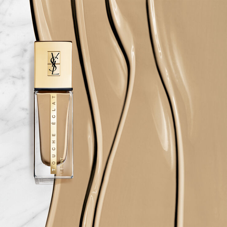 Yves Saint Laurent Yves Saint Laurent Touche Éclat Le Teint Foundation