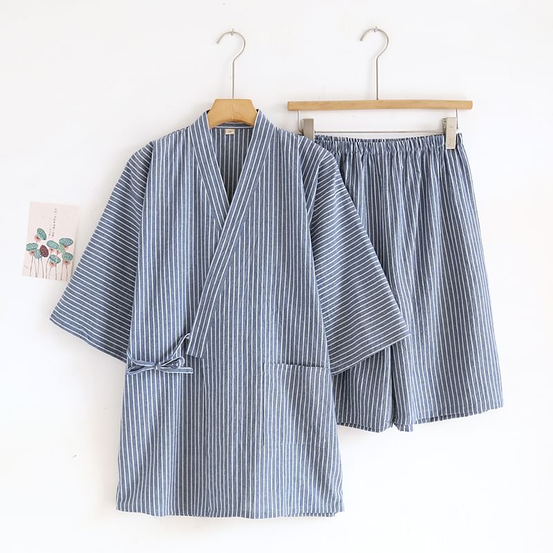 Finlies - Pyjamaset: gestreepte wikkeltop met korte mouwen + shorts