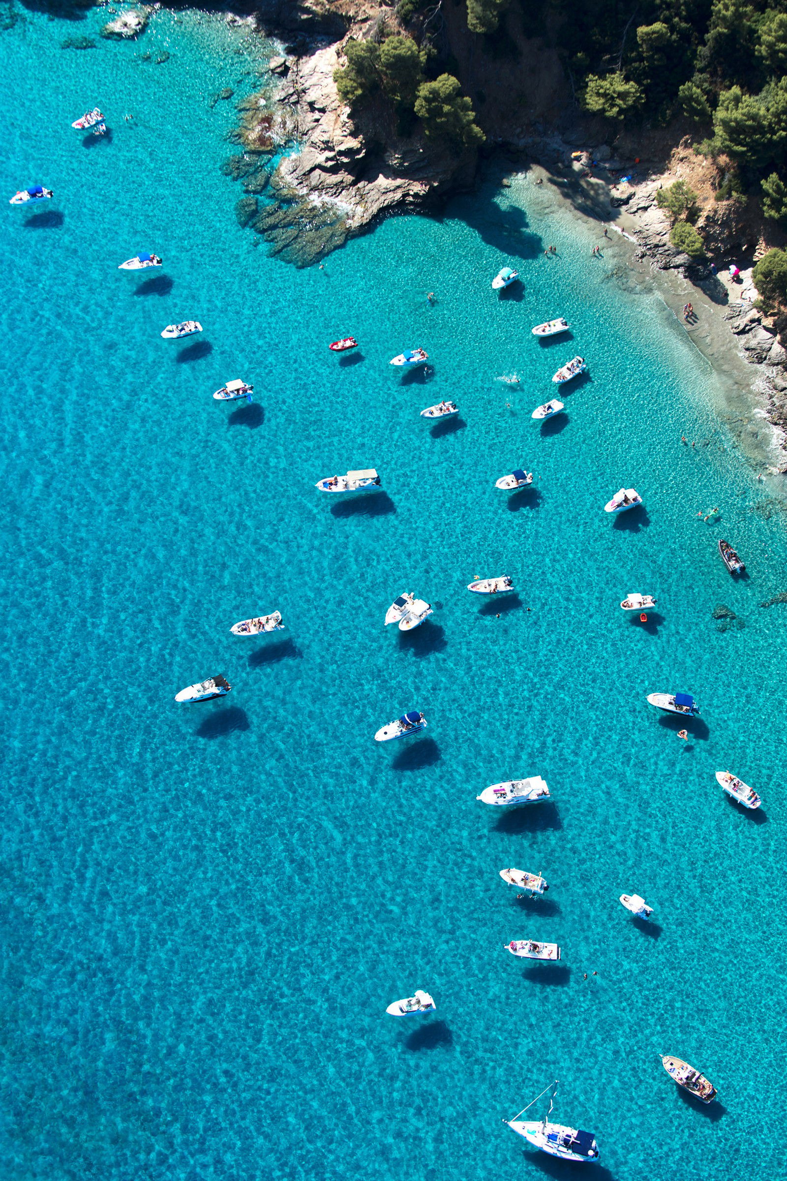 Boats in Cove by Tommy Clarke - Limited Edition. Edition of: 150. Signed.