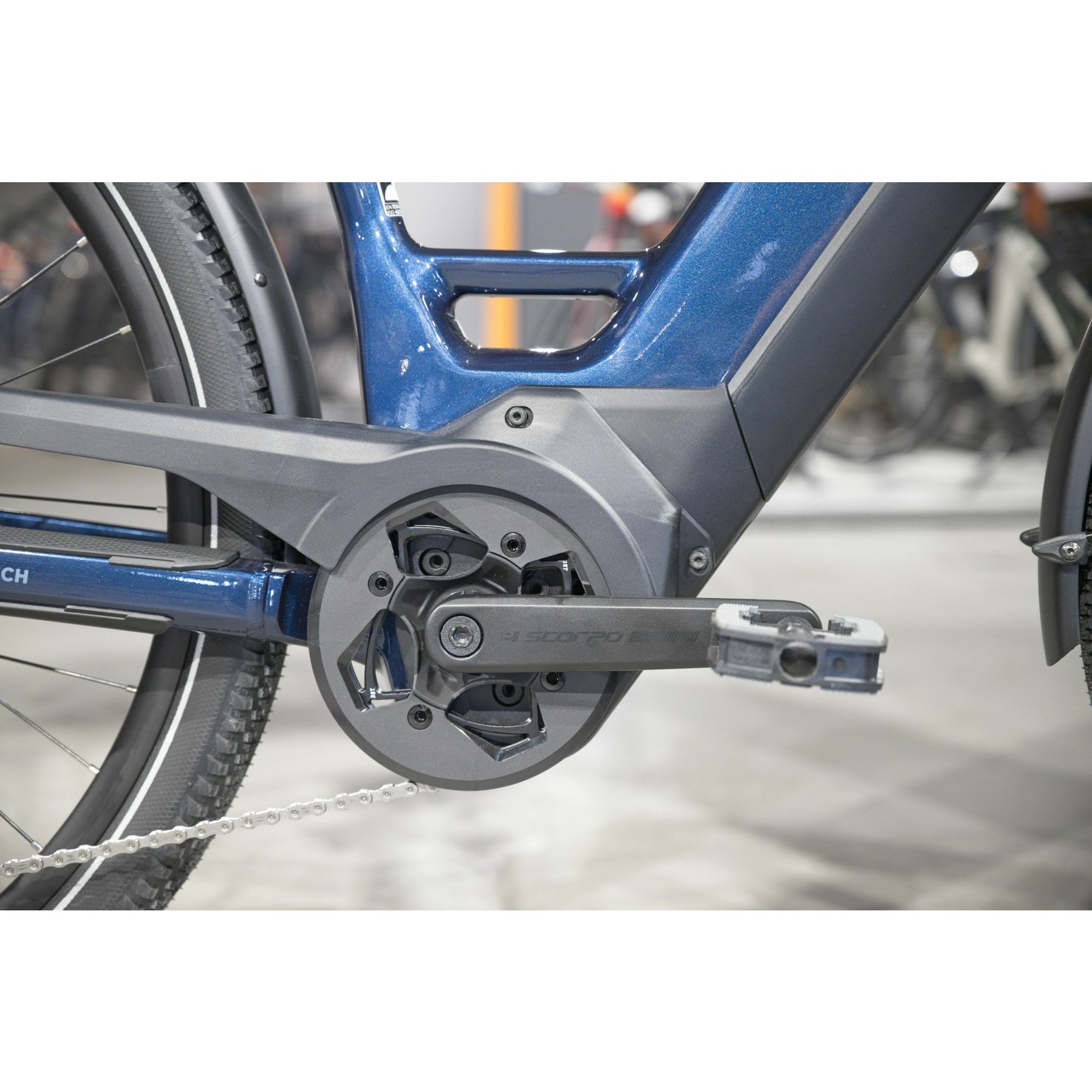 Stevens E-8X Tour Plus