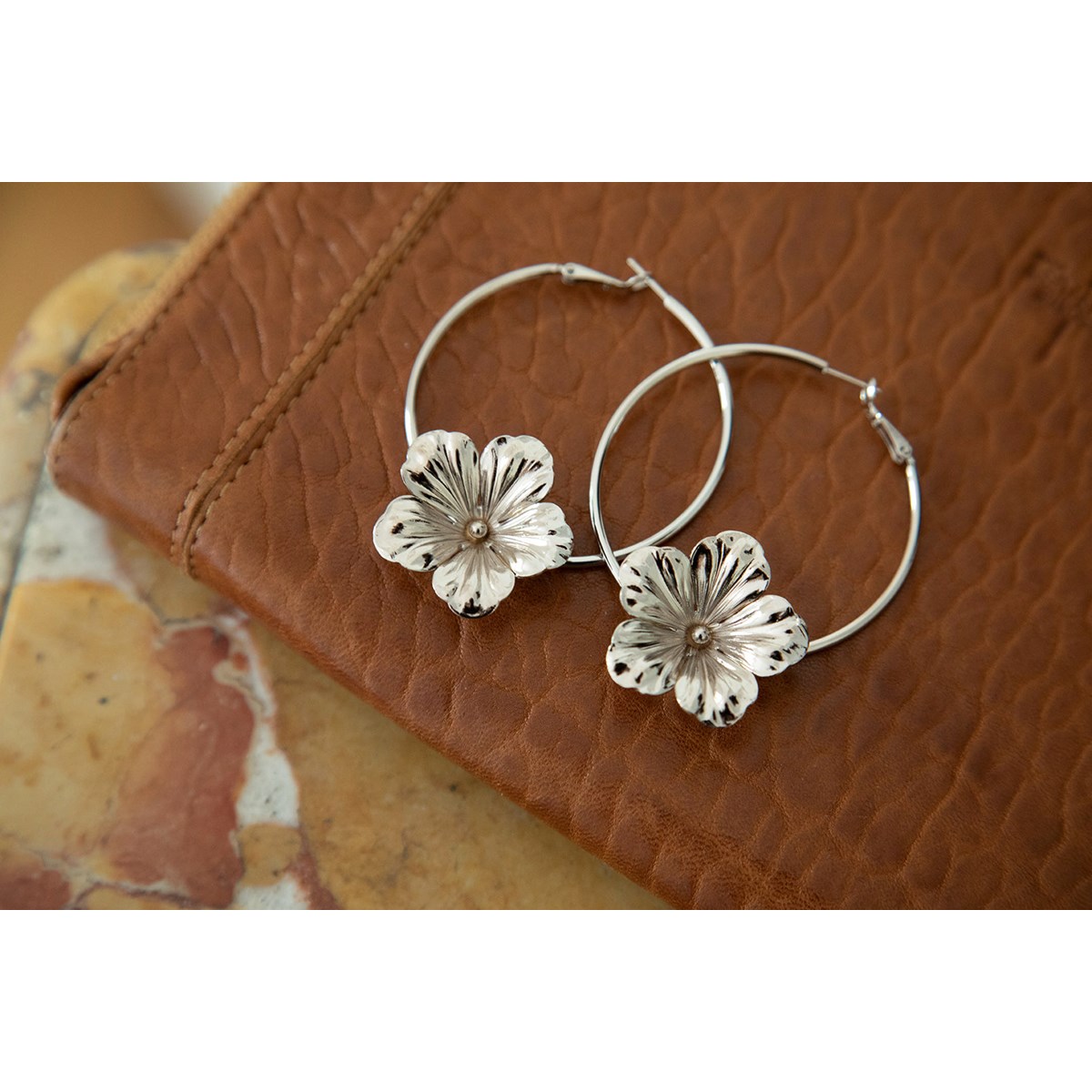 boucles d'oreilles créoles fleurs plaqué argent - GAÏA