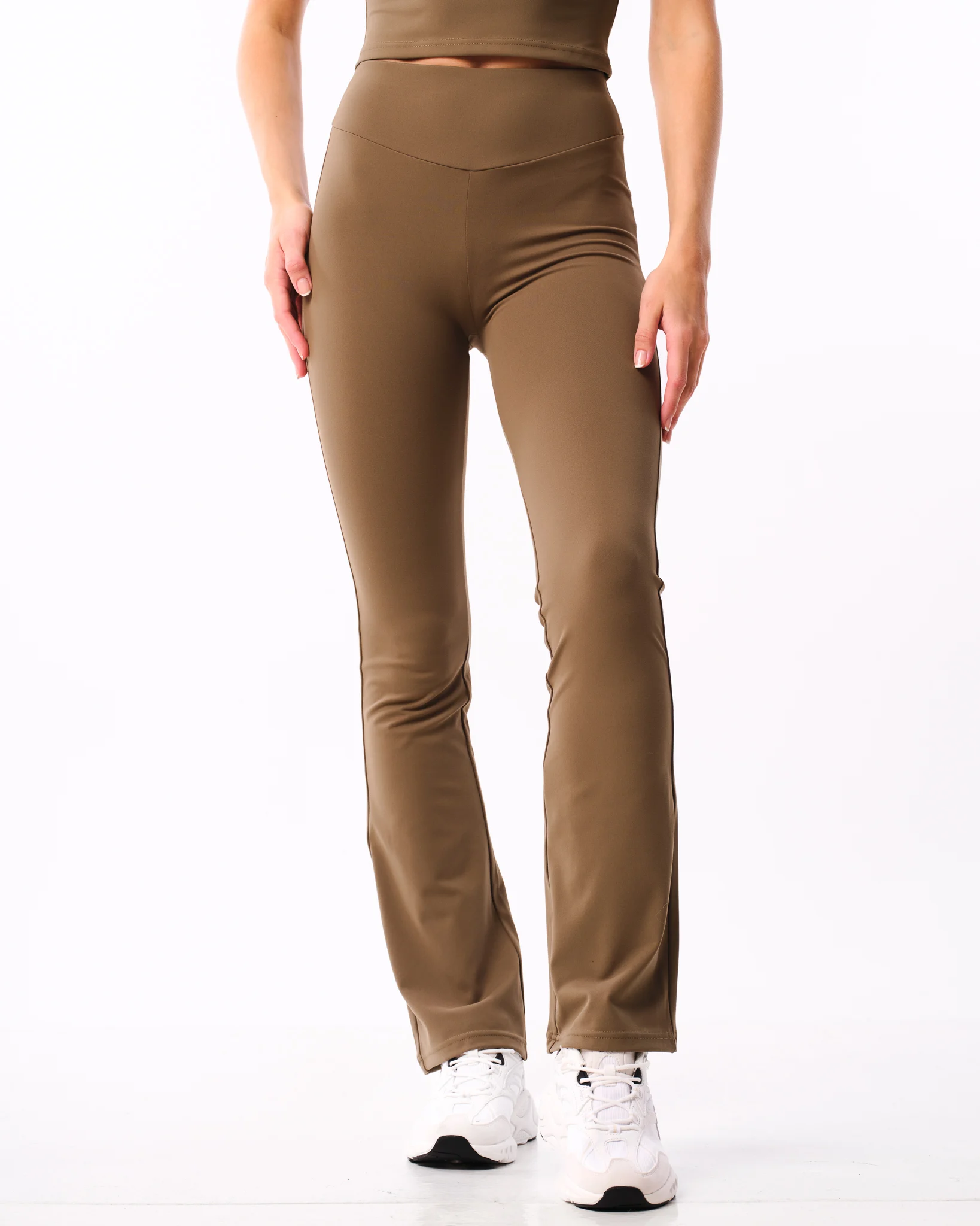 Bumpro Lively Flare Pants Green Olive