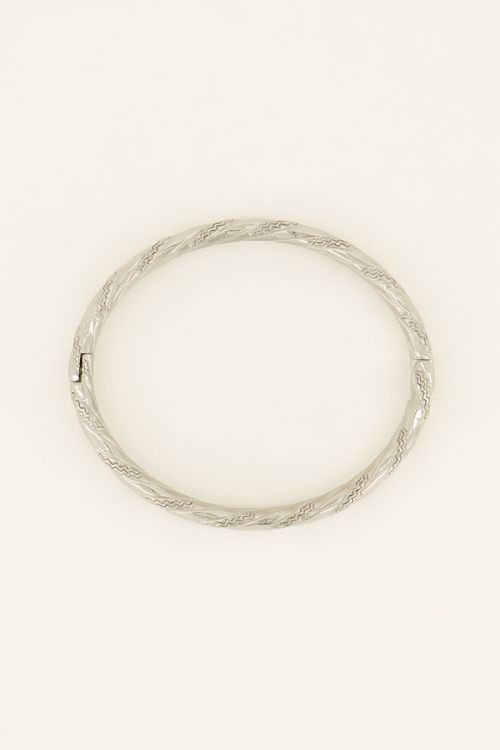 Gevlochten bangle met zigzag patroon