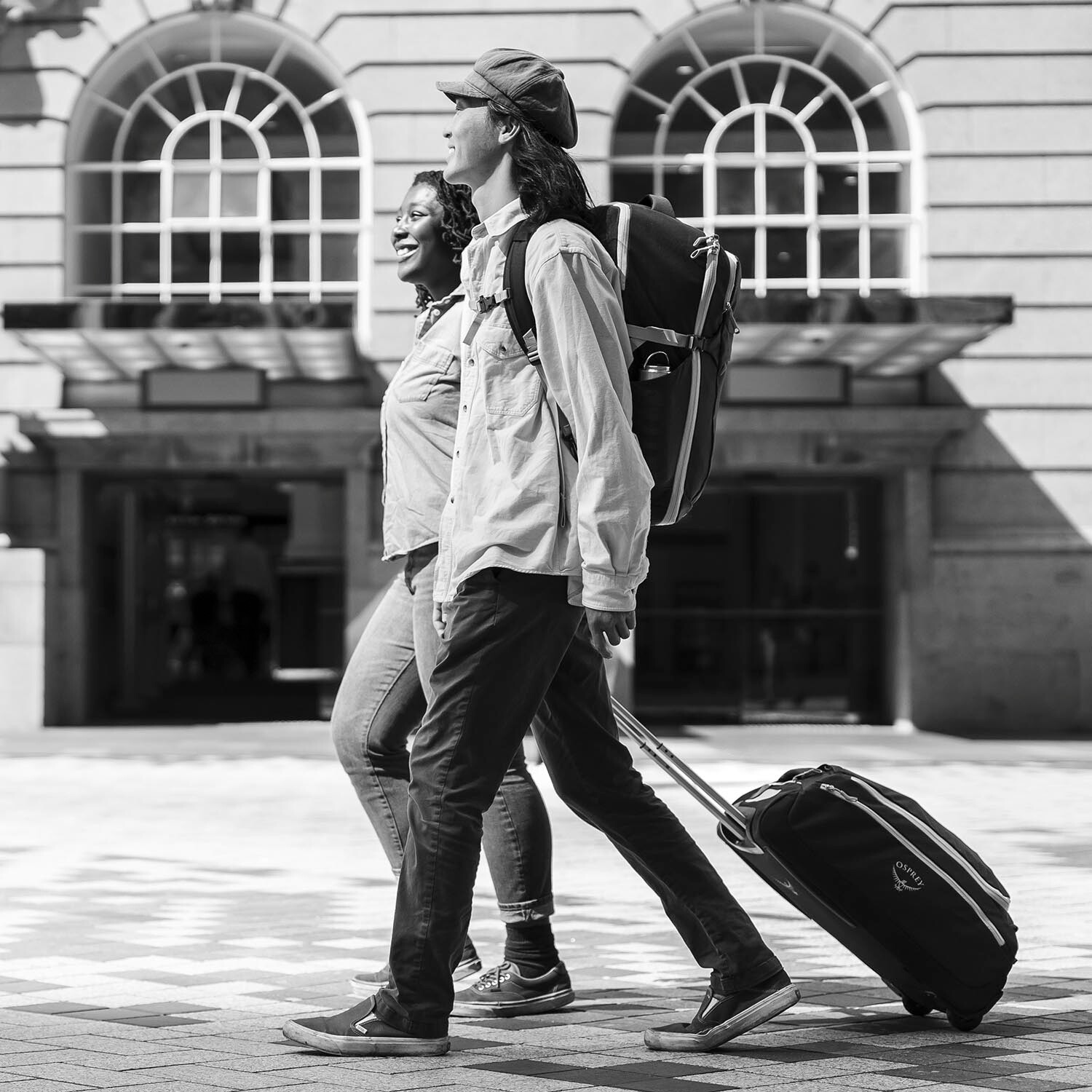 Osprey Daylite Carry-on Wheeled Duffel 40