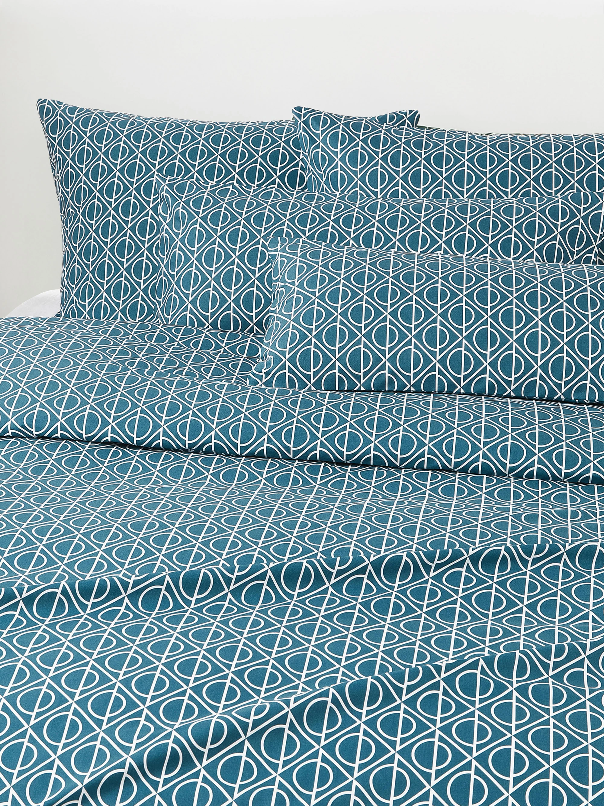 Katoenen dekbedovertrek Jella met geometrische print