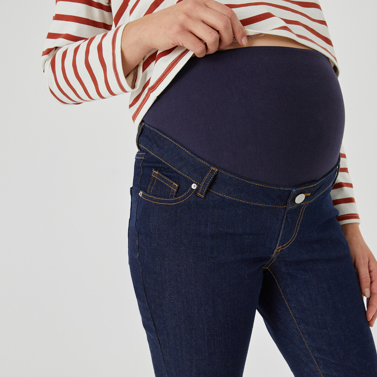 COLEÇÕES LA REDOUTE<br>Jeans slim para maternidade