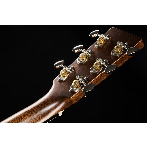 Martin Guitar D-18 Ambertone
