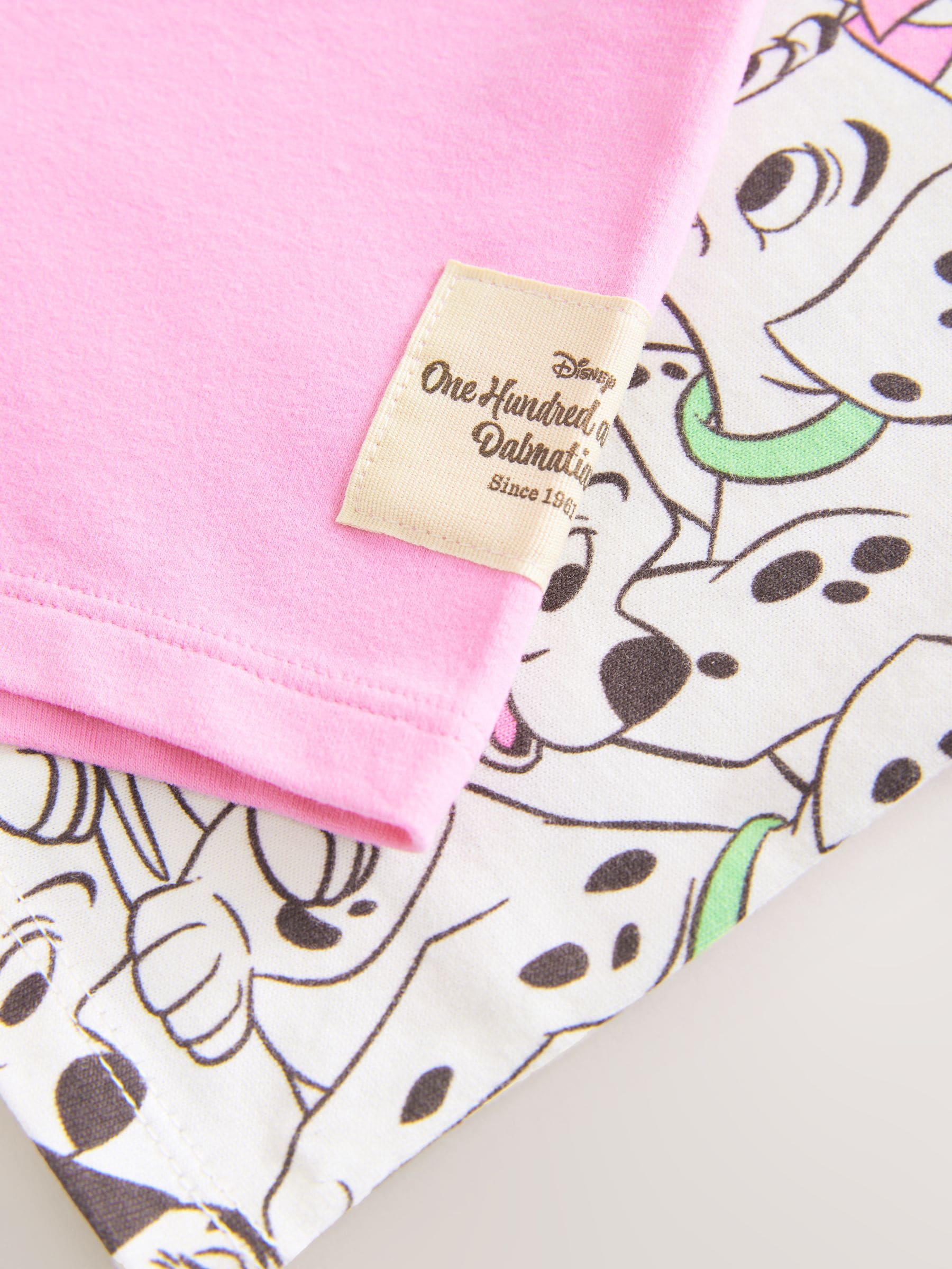 Wit en roze - Disney 101 Dalmatiërs set van T-shirt met korte mouwen en fietsshort (3mnd-7jr)
