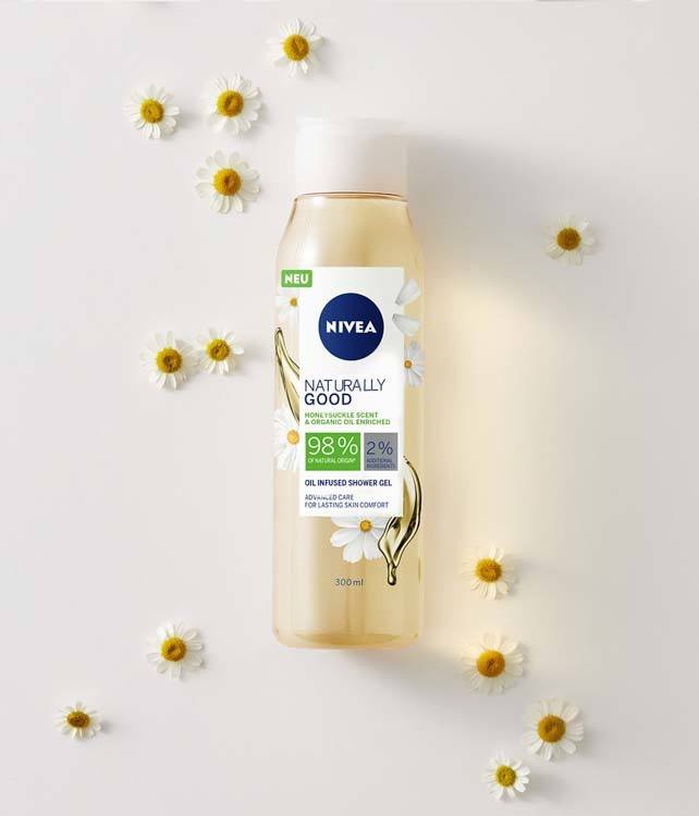 NIVEA Naturally Good Honeysuckle Oil Infused Shower Gel 300ml