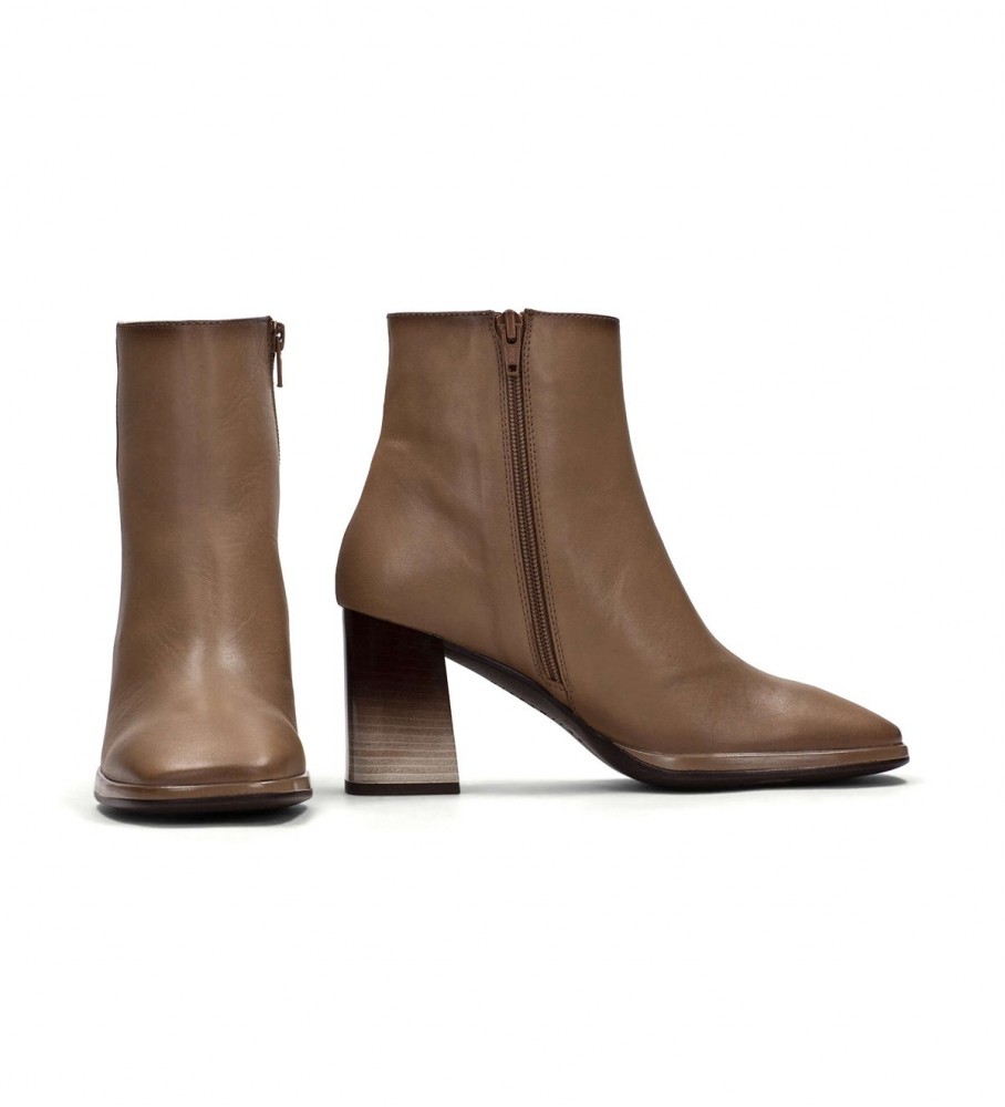 Botas de cano curto Hispanitas Monaco em couro marrom - Salto de 7 cm