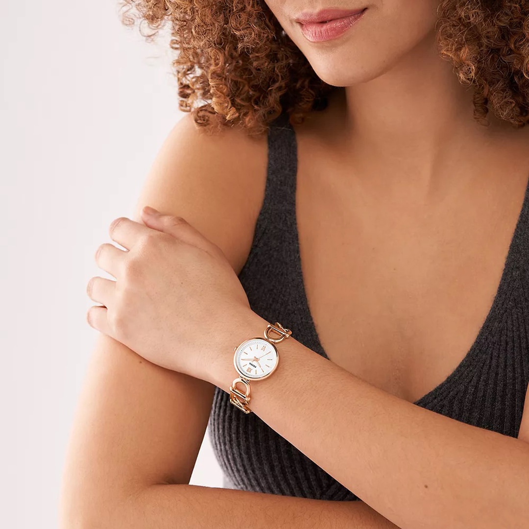 Fossil Carlie Signature Chain Rosé