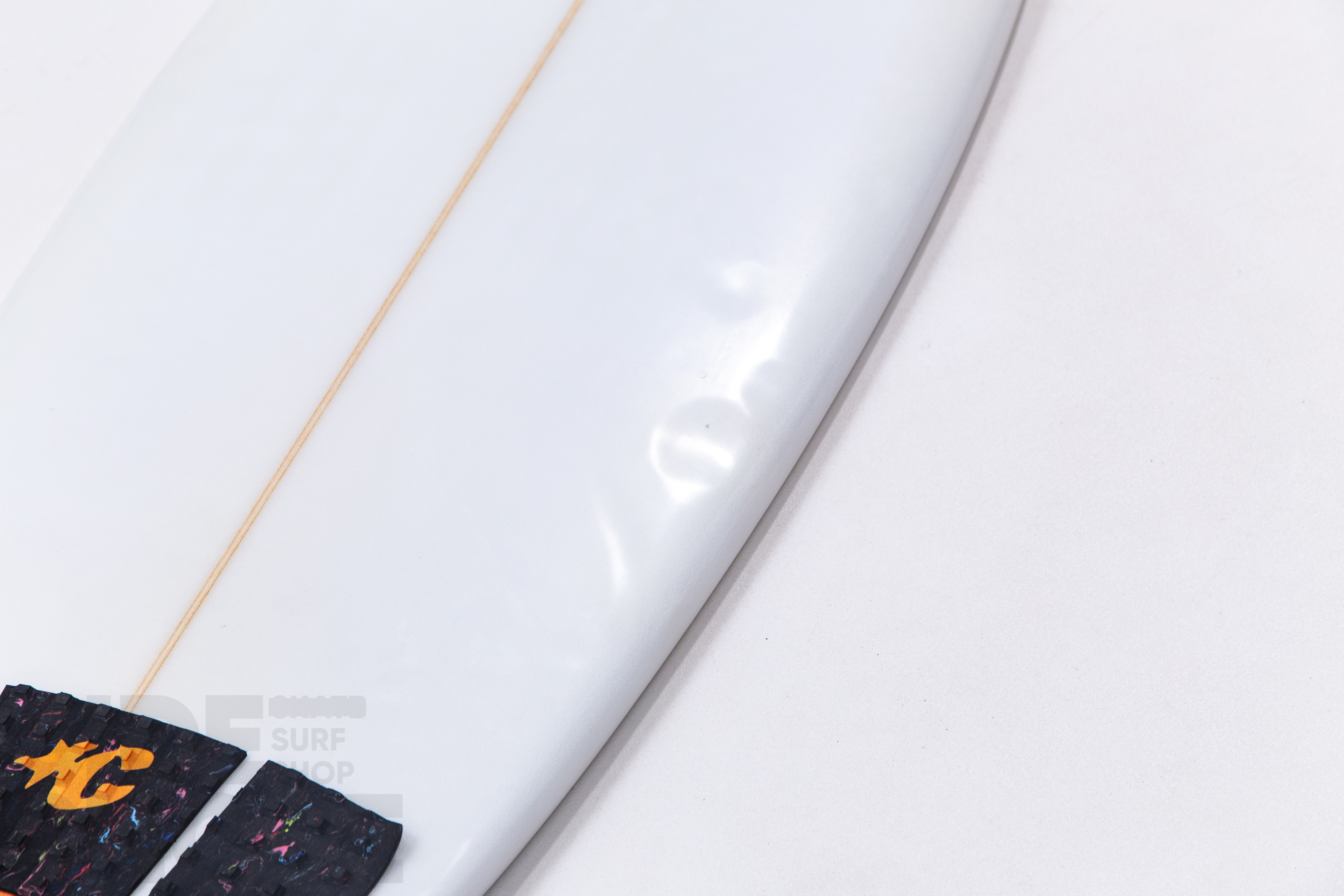Vince Surfboards XLS - 5'5 x 17.94
