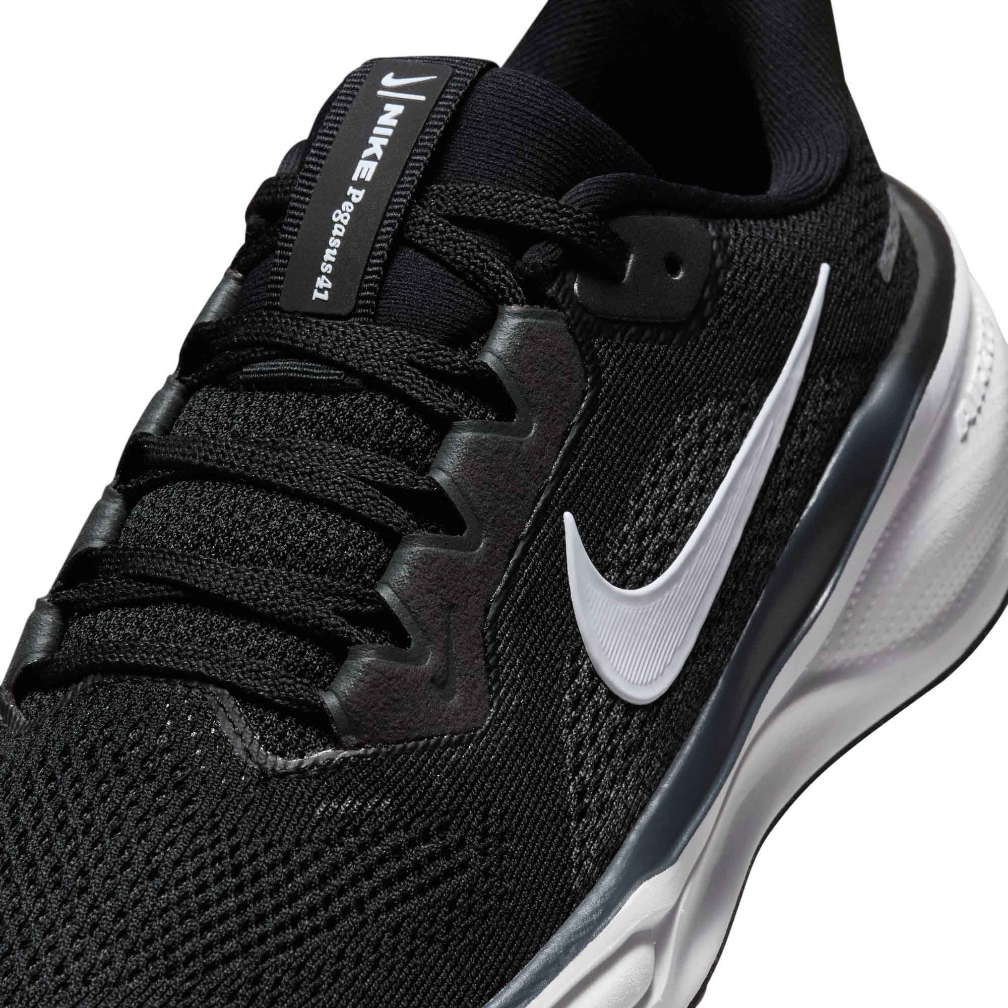 Pegasus 41 GS Junior 001/Black/White/Anthracite