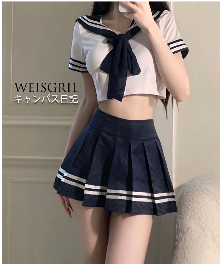 Lacey Angel - Studentenlingeriekostuumset