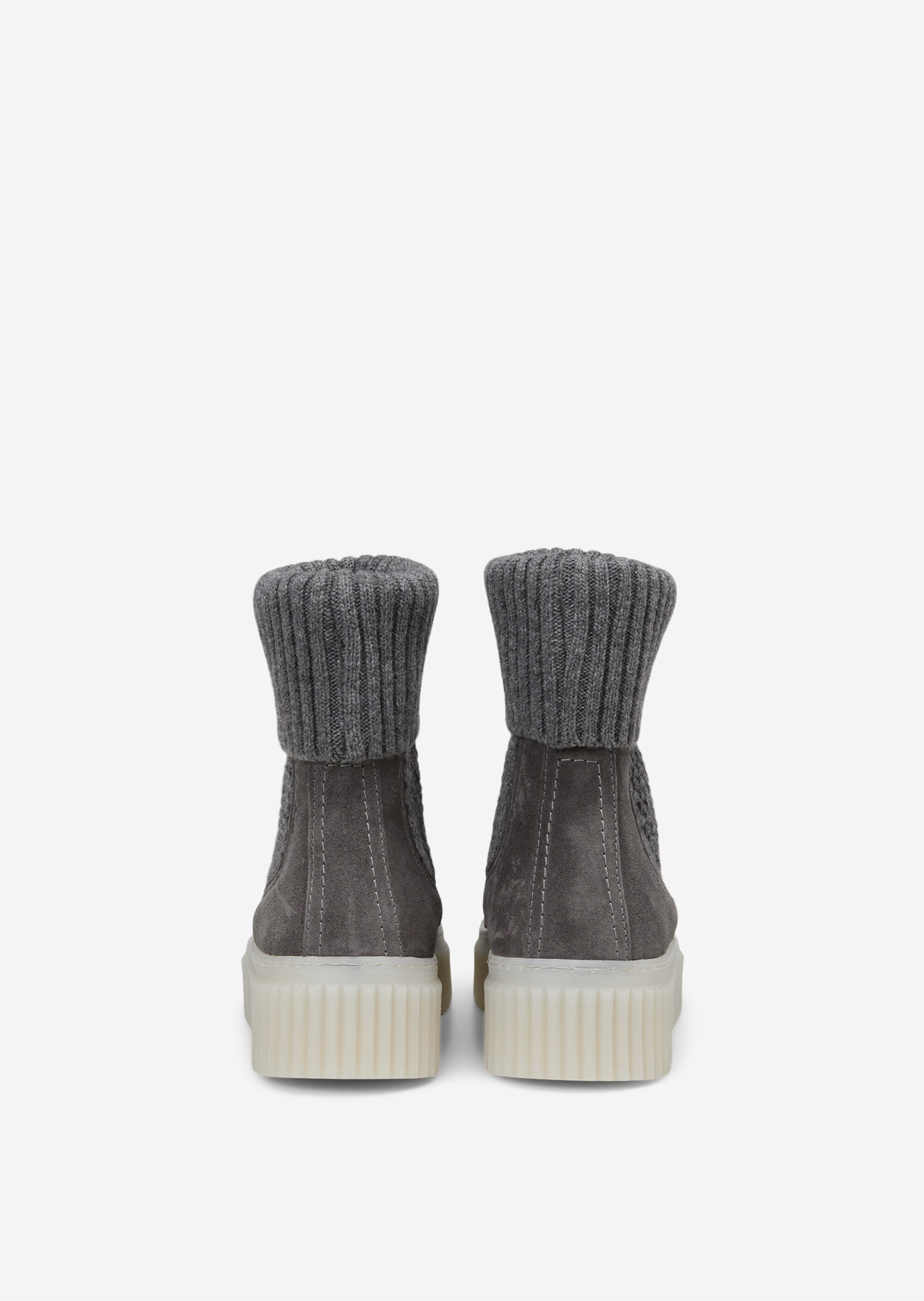 Chelsea-Boot mit Strickumschlag