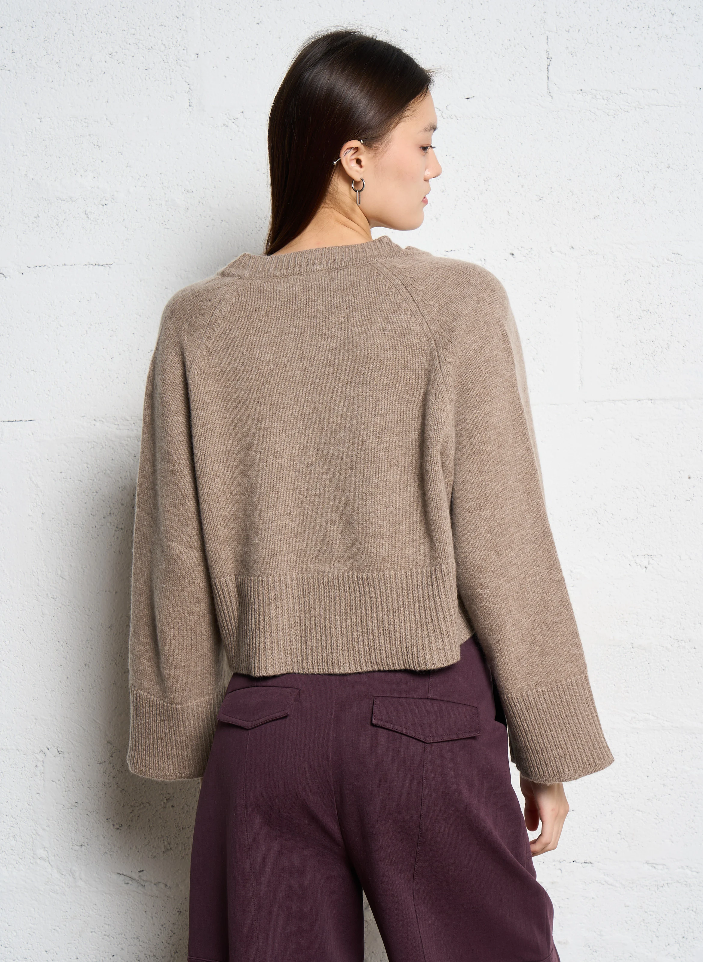 MEDI - Gilet court col V en laine| Beige