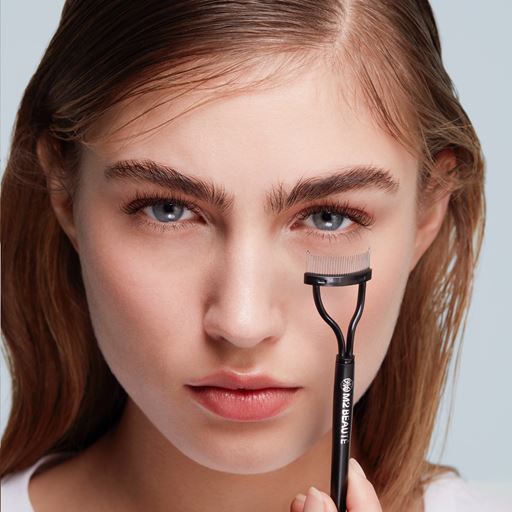 M2 Beauté High Precision Eyelash Comb