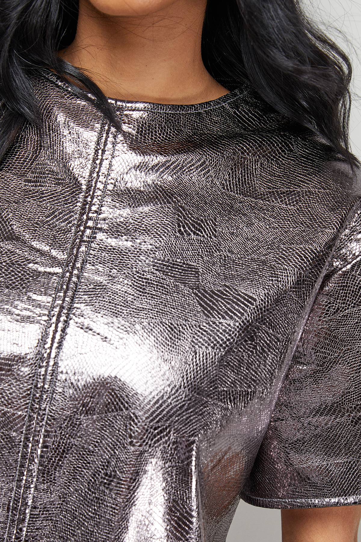 Warehouse Robe T-shirt Mini en synthétique Reptile Métallisé