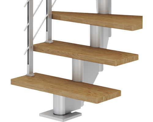 Pertura middentrap Malva parelgrijs, halve draai, 65 cm, balustrade van geolied eikenhout, 11 treden / 12 stootborden