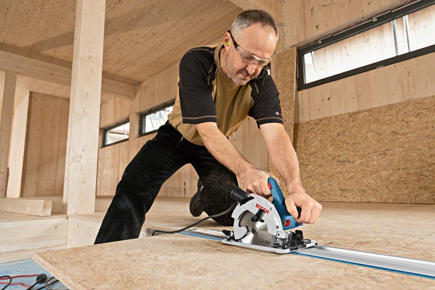 Bosch Professional GKS 55  GCE Cirkelzaag   FSN 1400 geleiderail - 0615990M91