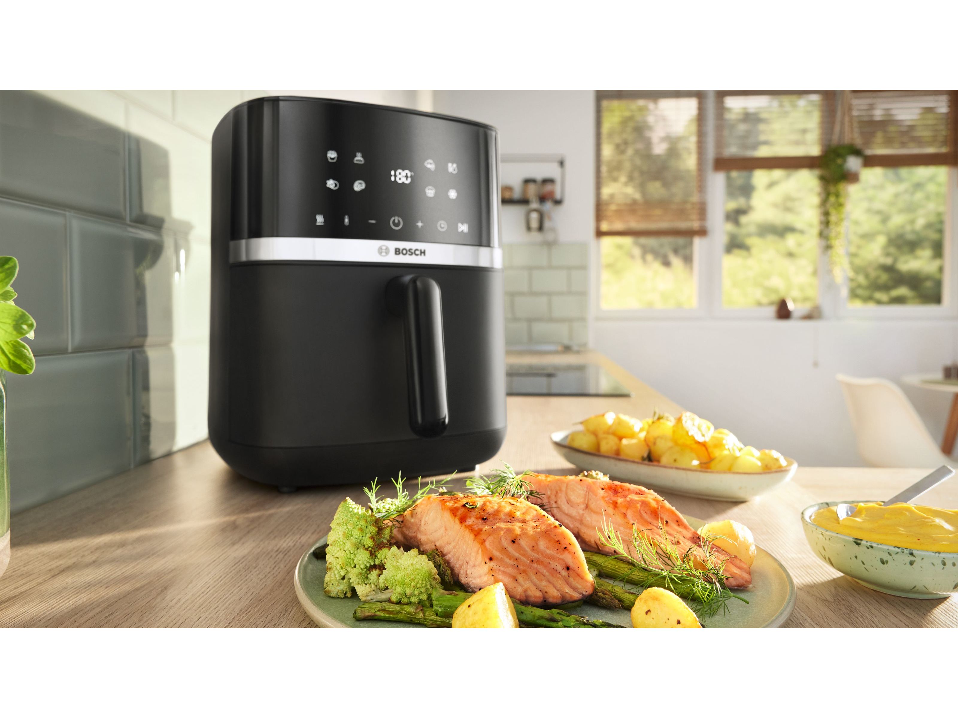 FRITADEIRA SEM ÓLEO BOSCH MAF462B0 AIRFRYER SERIE4 61L