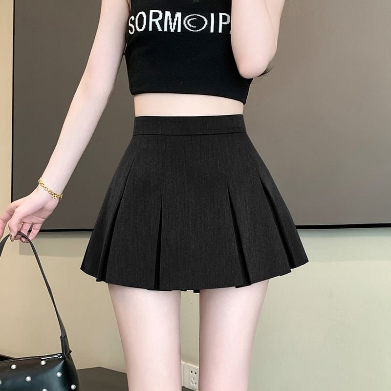 Malrowe - Hoge taille, effen geplooide mini-A-lijn skort