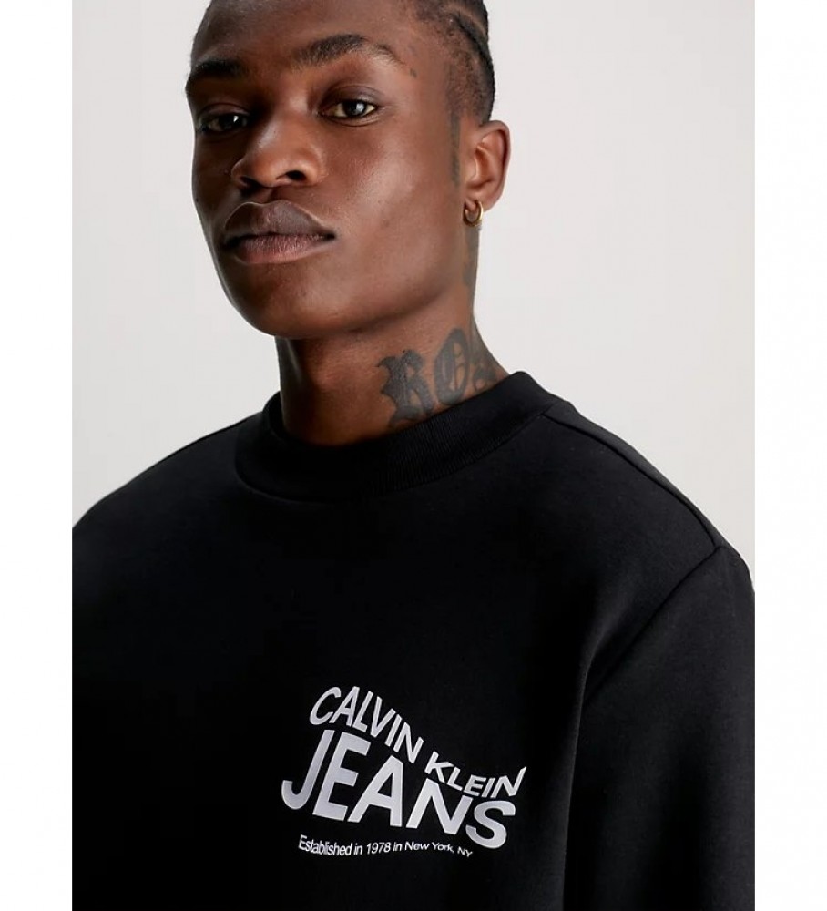 Moletom preto com logo da Calvin Klein Jeans