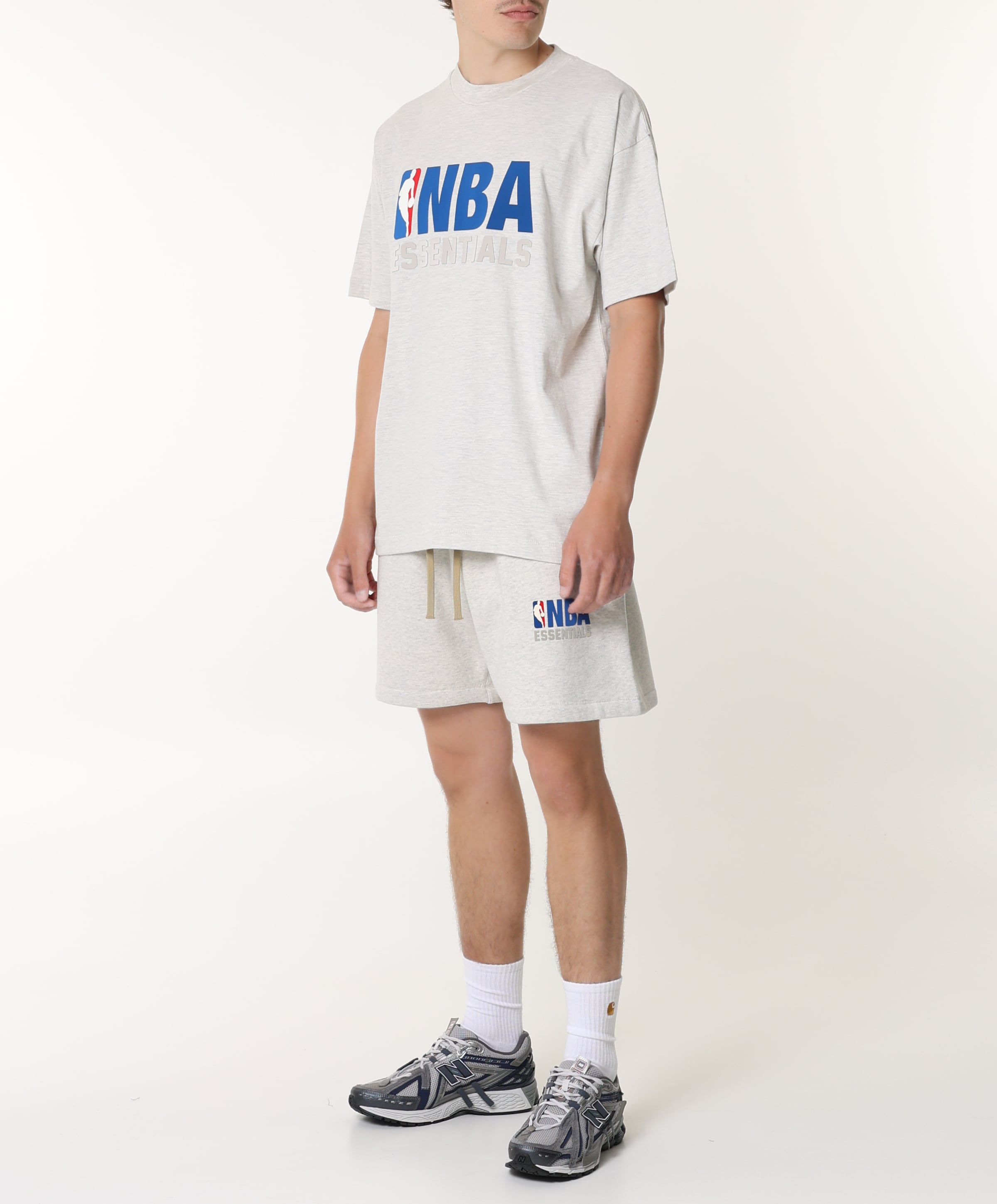 Fear of God Essentials Heren T-shirt grijs