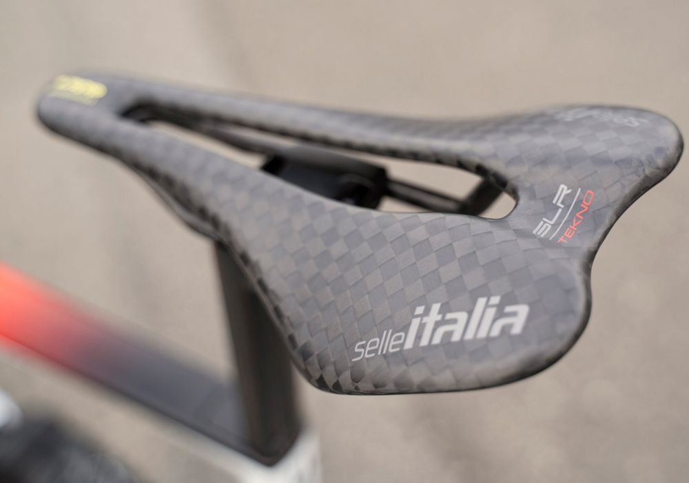 Selle Italia SLR Boost Tekno Superflow Sattel kaufen | Bike-Discount